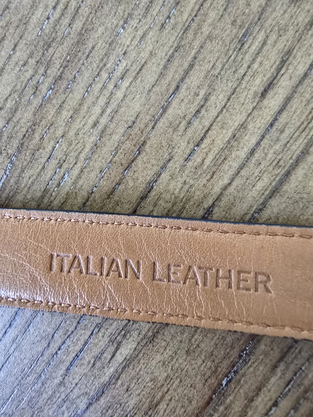 Ralph Lauren Italian Leather Women's Slim Navy Belt with Silver Hardware - Picture 11 of 11